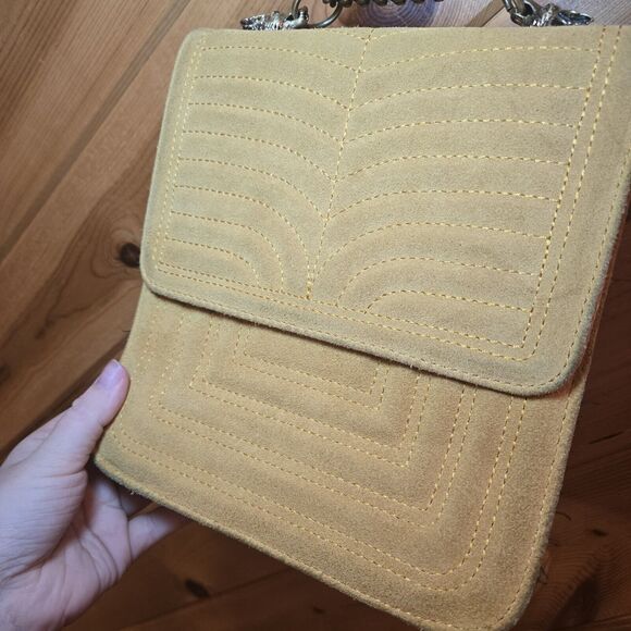 Zara Women Suede Yellow Shoulder Bag Wolf Detail Small - Picture 8 of 12